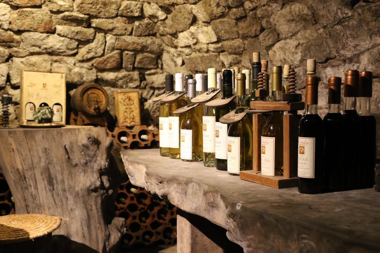 Pataky Borporta Bed & Breakfast Tarcal