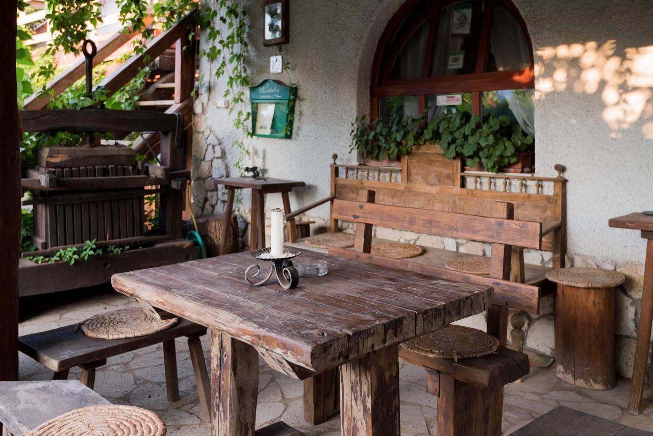 Pataky Borporta Bed & Breakfast *