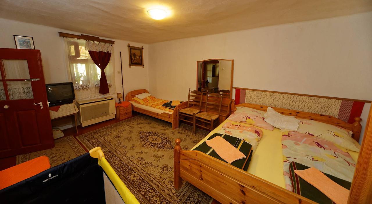 Pataky Borporta Bed & Breakfast *